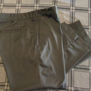 Nike Men’s Gray Dri-fit golf pants. Size 32x32